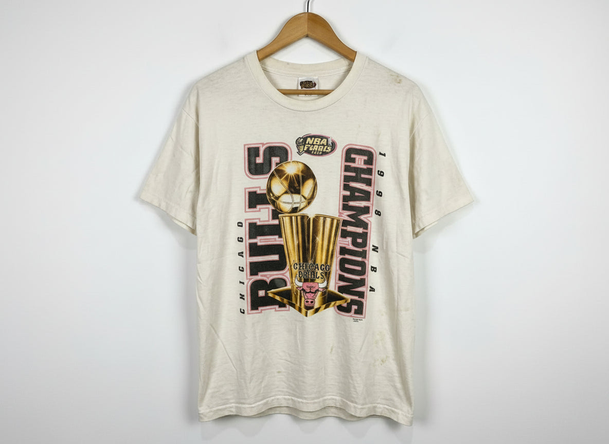 Vintage 1998 Chicago Bulls NBA Champions T-Shirt (Size L)