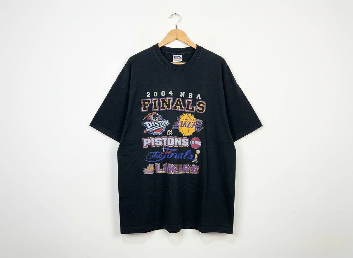 Vintage 2004 NBA Finals Pistons vs Lakers T-Shirt (Size 2XL)