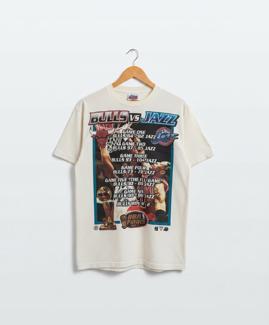 Vintage 1997 NBA Finals Bulls vs Jazz Mitchell & Ness T-Shirt