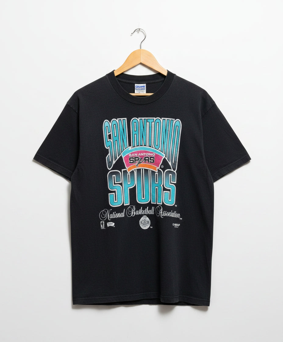 Vintage San Antonio Spurs NBA Graphic T-Shirt