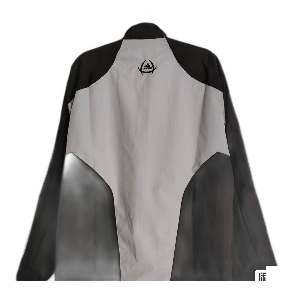 Vintage 2004–05 Adidas Real Madrid Windbreaker Jacket Grey Black